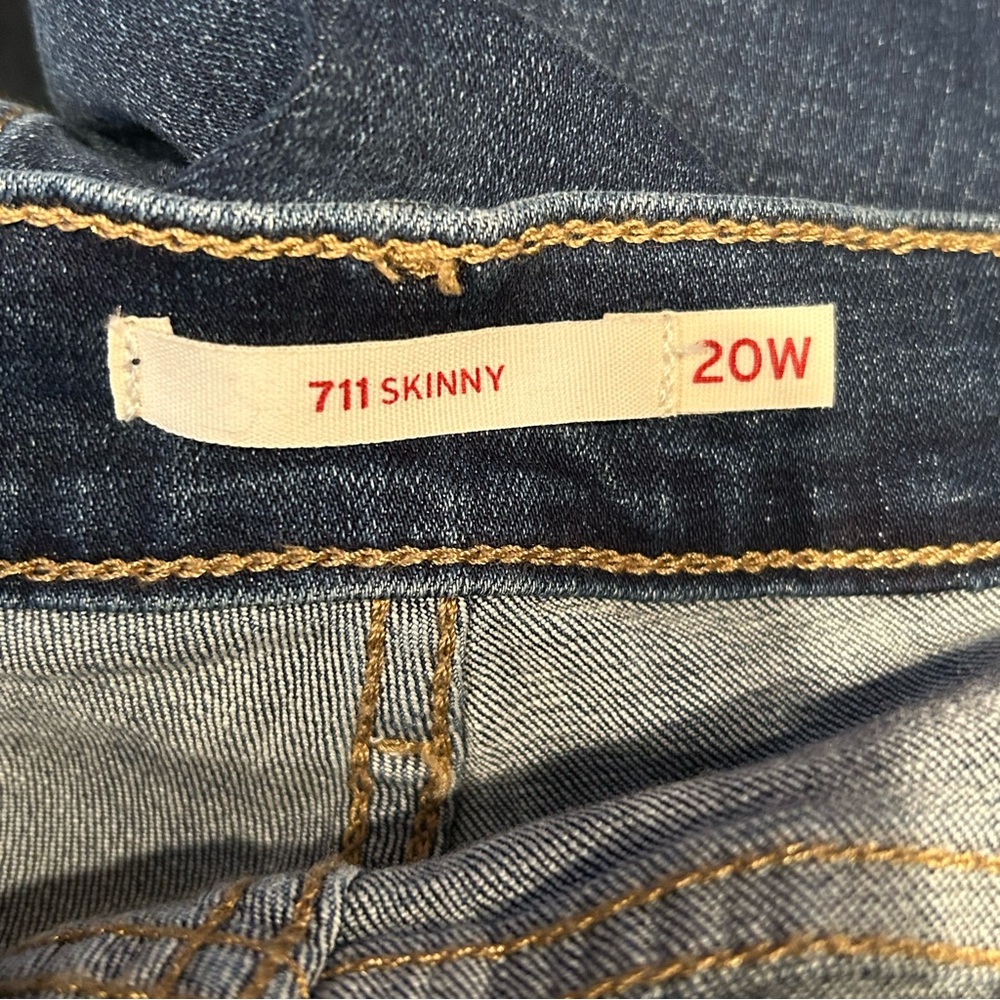 Levi’s 711 Skinny Jeans Women’s‎ 20W Sculpt Hypersoft Distressed Stretch NWT - Picture 5 of 12
